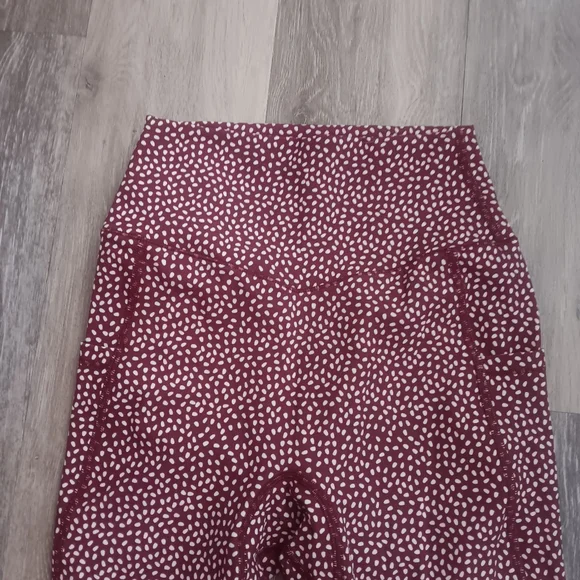 Buffbunny Leggings - Picture 2 of 4